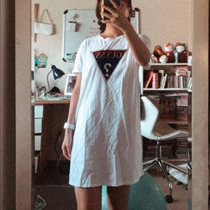 GUESS T-SHIRT DRESS